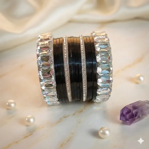 Silk_Star_Premium_Black_And_Diamond,Cut_Crystal_Bangle_Set
