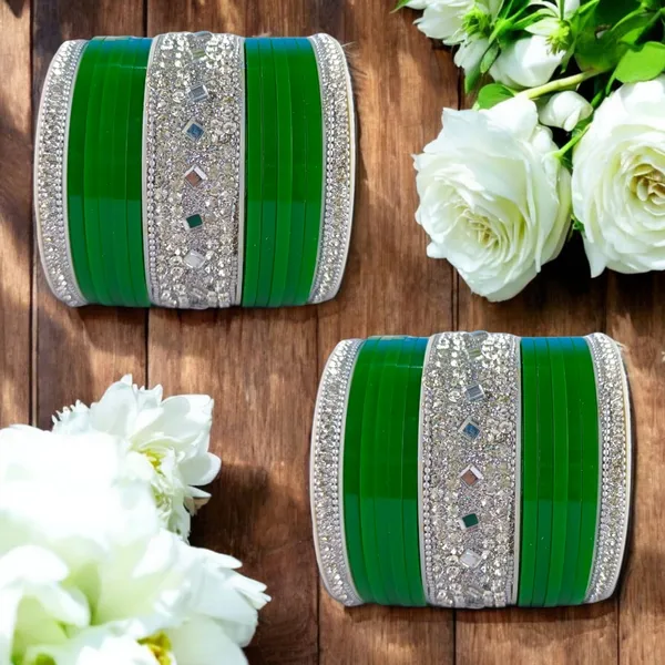 Silk_Star_Premium_Green_And_Silver_Sparkling_Plastic_Bangle_Set_For_Women