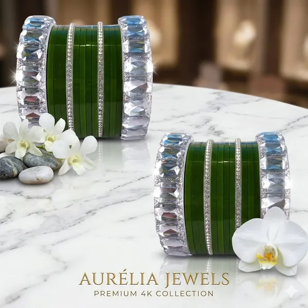 Silk_Star_Emerald_Green_And_Crystal_Statement_Bangle_Set_,_Festive_Bridal_Kada_Chooda