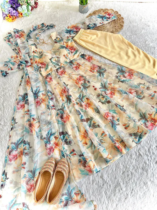 Presenting_By_New_Party_Wear_Look_Organza_Taby_Silk_Gown_With_Dupatta_,_bottom_