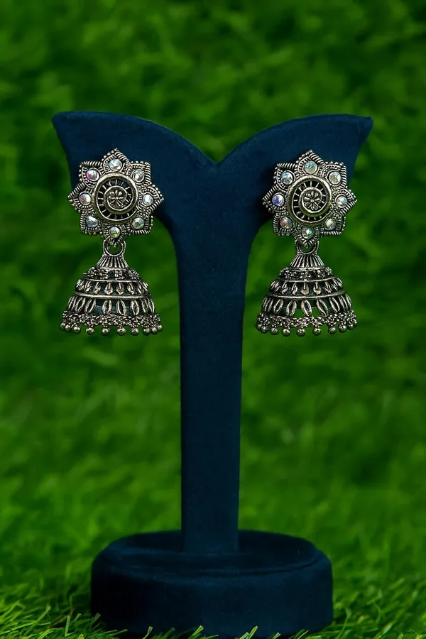 Traditional_Oxidized_Silver_Jhumka_Earrings_Set
