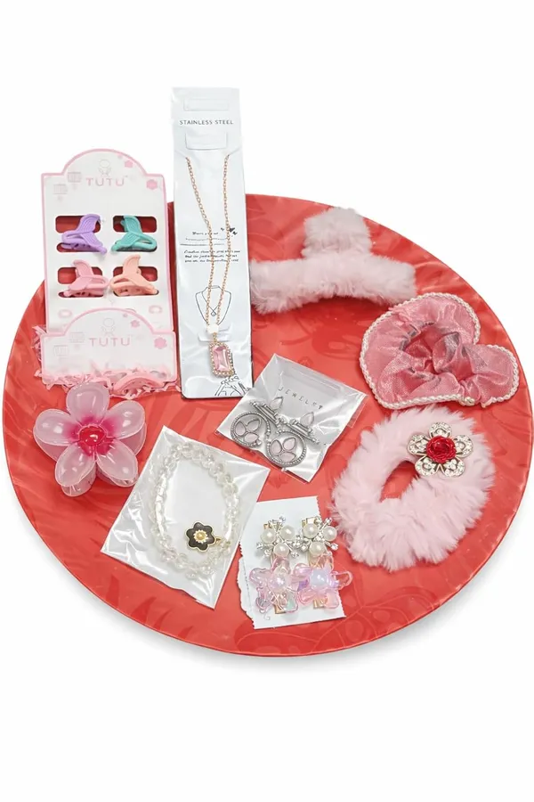 Girls_Hair_Accessories_Jewellery_Gift_Combo_Set_Necklace_Hair_Clips_Earrings_Scrunchies_Bracelet