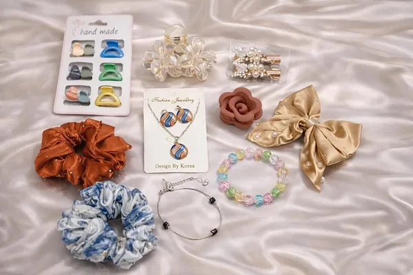 Valentine_Gift_Set_Hair_Accessories_Fashion_Jewellery_Combo_Set_For_Girls_And_Women