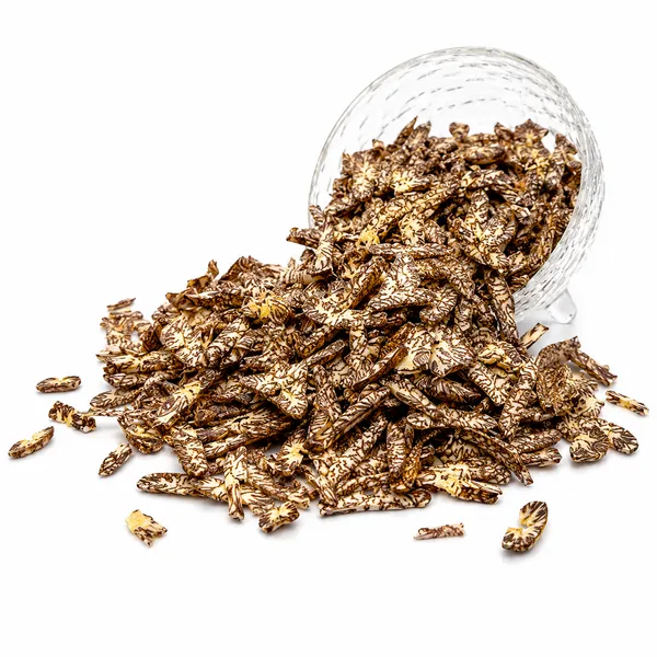 GKS_Premium_Medium_Pack,_Paper_Cutting,_Bhungali_Cutting,_100%_Natural,_Arecanut,_Betalnut,_450Gm