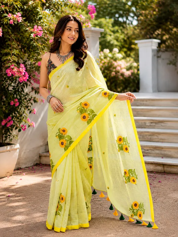 Surajmukhi_-_Light_Green_Mul_Cotton_Saree_With_Sunflower_Embroidery