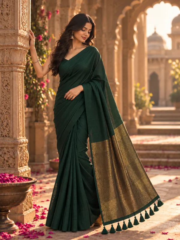 Pure_Cotton_Bottle_Green_Golden_Zari_Pallu_Saree