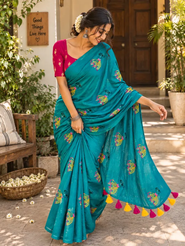 Teal_Mul_Cotton_Saree_With_Doll_Motif_And_Tassels