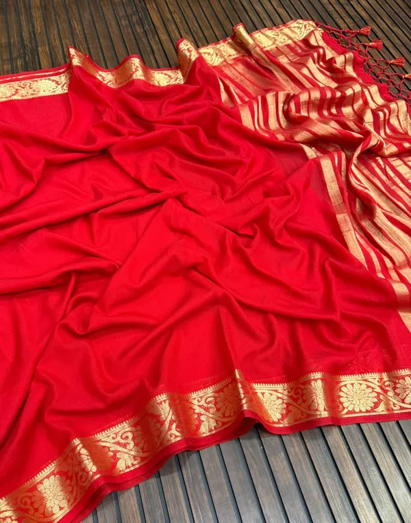Crimson_Red_Jari_Jacquard_Khaddi_Crepe_Georgette_Saree_With_Tassel_Pallu_Unstitched_Blouse