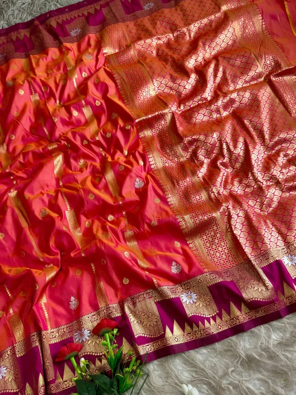 Coral_Pink_Gold_Zari_Banarasi_Luxaria_Silk_Saree_With_Grand_Rich_Pallu_Unstitched_Brocade_Blouse