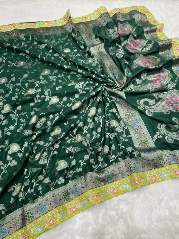 Emerald_Green_Meenakari_Woven_Khaddi_Crepe_Georgette_Saree_With_Contrast_Embroidered_Unstitched_Blouse