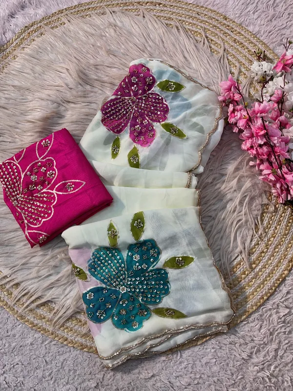 Ivory_Floral_Beaded_Rangoli_Silk_Saree_With_Cutwork_Border_And_Unstitched_Blouse