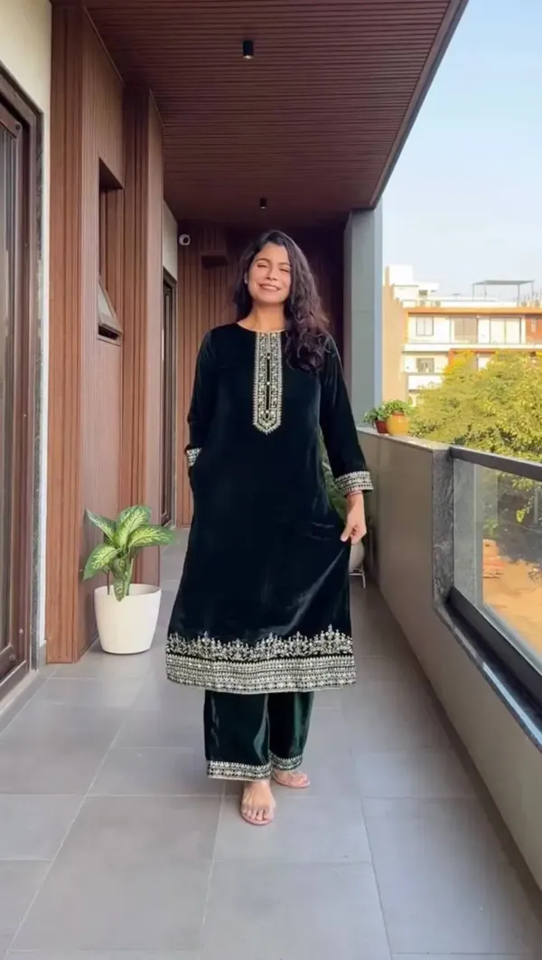 Green_Velvet_Embroidered_Kurta_Set_For_Women