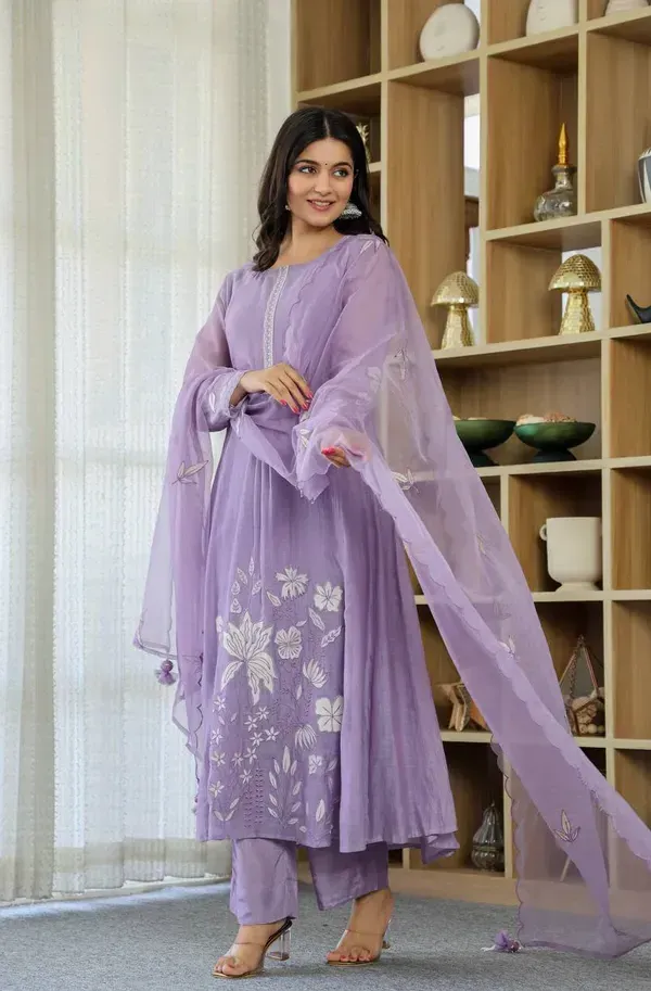 Lavender_Designer_Chanderi_Silk_Embroidered_Kurta_With_Pant_Dupatta_For_Wom_More