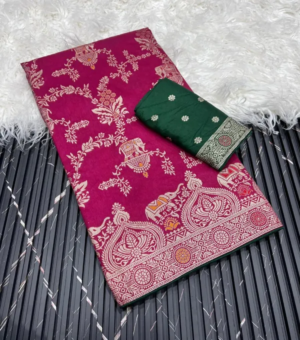 Magenta_Elephant_Jacquard_Banarasi_Dola_Silk_Saree_With_Rich_Pallu_And_Unstitched_Blouse