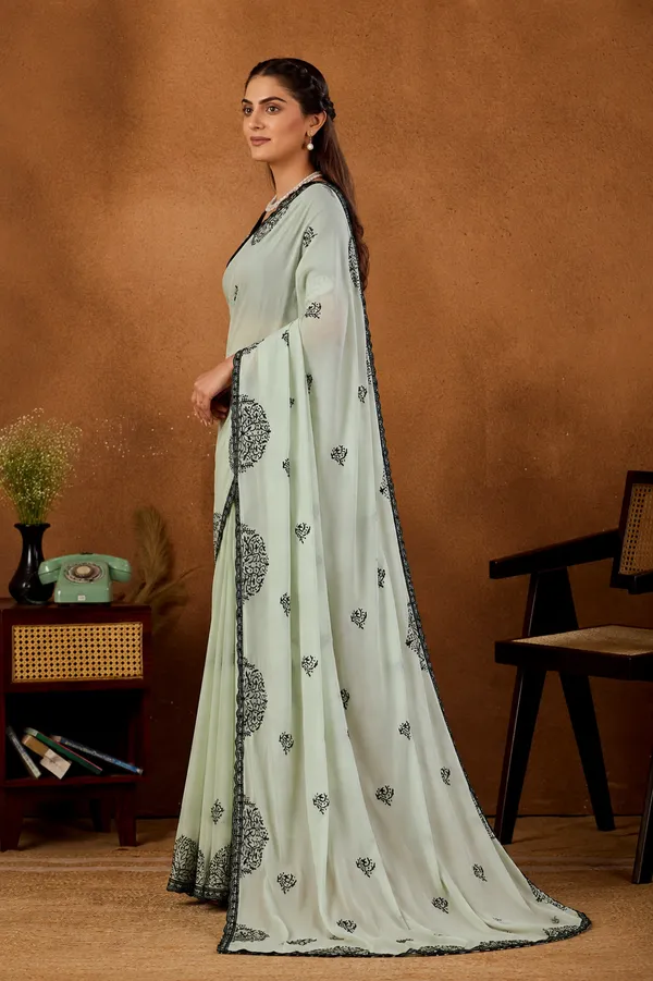 Pista_Green_Mandala_Art_Rangoli_Saree_With_Scallop_Border_Contrast_Unstitched_Blouse