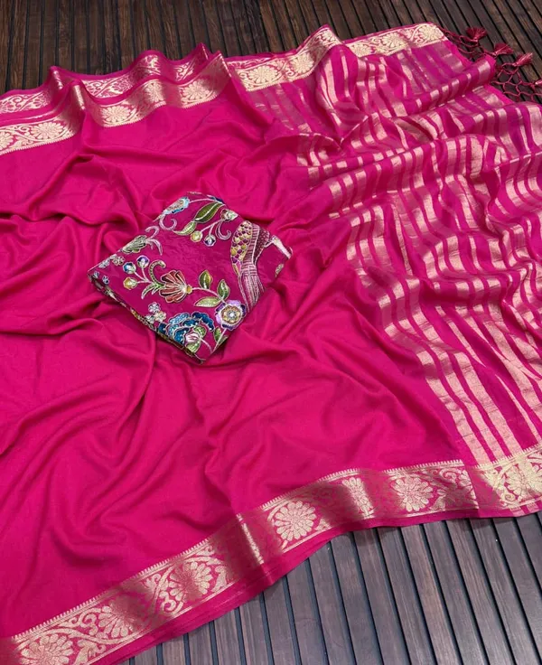 Rani_Pink_Khaddi_Crepe_Georgette_Saree_With_Zari_Jacquard_Border_And_Dual_Embroidered_Unstitched_Blouse