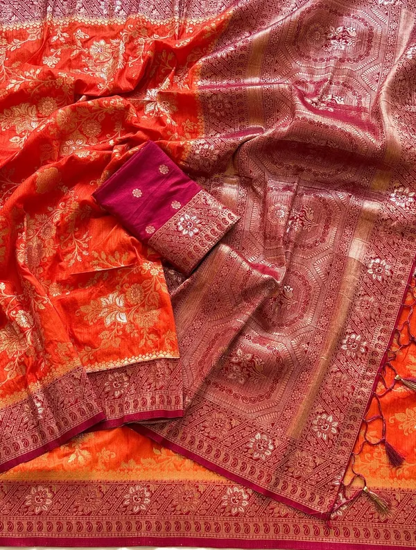 Burnt_Orange_Floral_Jaal_Dola_Silk_Saree_With_Rich_Contrast_Pallu_And_Unstitched_Blouse
