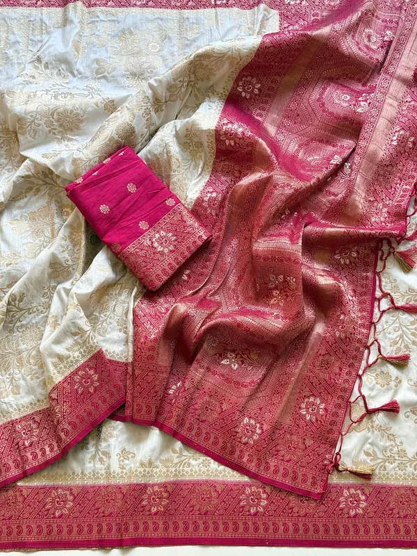 Ivory_Floral_Jaal_Dola_Silk_Saree_With_Rich_Pink_Pallu_And_Unstitched_Blouse