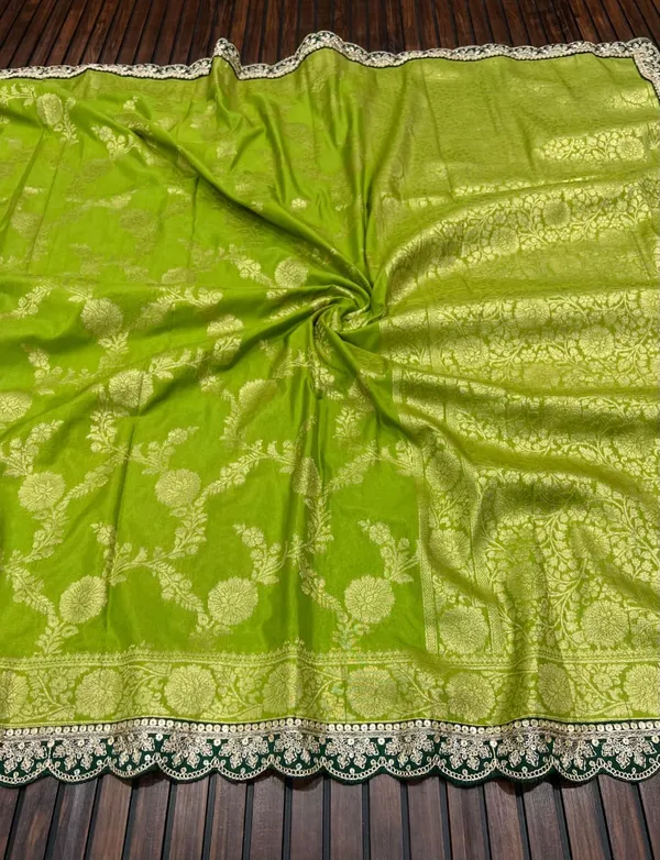 Parrot_Green_Floral_Jacquard_Khadi_Crepe_Georgette_Saree_With_Sequins_Cutwork_Lace_Unstitched_Blouse