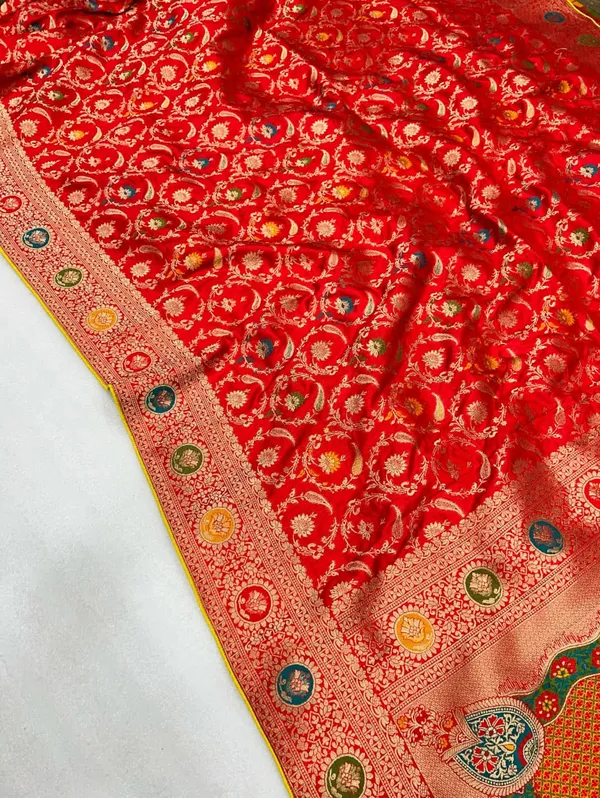 Classic_Red_Lakhnavi_Meena_Dola_Silk_Saree_With_Jacquard_Jaal_Rich_Pallu_And_Unstitched_Blouse