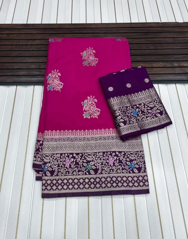 Rani_Pink_Floral_Meena_Khadi_Crepe_Georgette_Saree_With_Antique_Zari_Rich_Pallu_And_Unstitched_Blouse