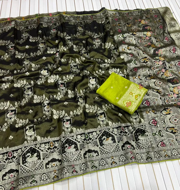 Black_Swan_Motif_Tisu_Shimmer_Viscose_Silk_Saree_With_Rich_Pallu_Unstitched_Blouse