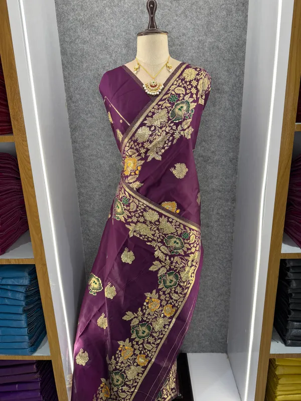Deep_Wine_Floral_Zari_Banarasi_Silk_Saree_With_Rich_Woven_Pallu_And_Contrast_Unstitched_Blouse