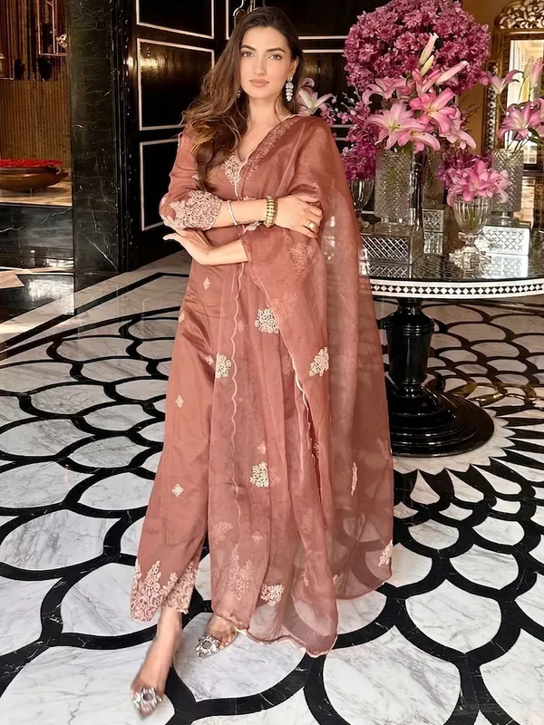 Brown_Floral_Embroidered_Roman_Silk_Straight_Kurta_Set_With_Palazzos_&_Organza_Dupatta_With_Unstitched_Blouse