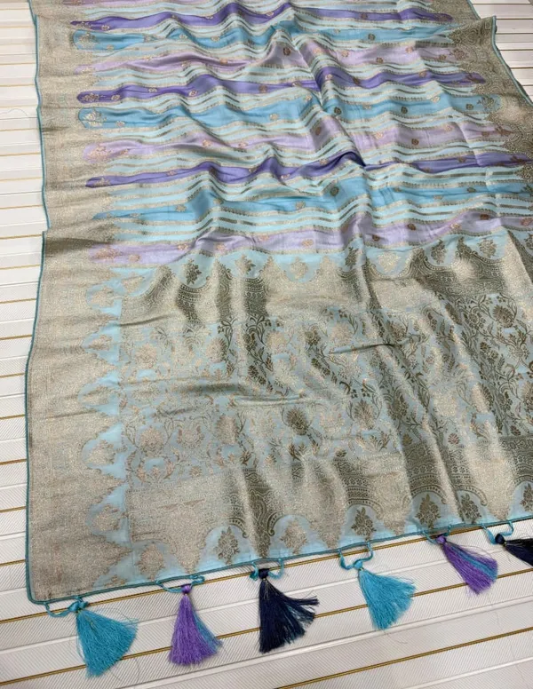 Powder_Blue_Jari_Jacquard_Viscose_Khaddi_Crepe_Georgette_Saree_With_Tassel_Rich_Pallu_Unstitched_Blouse