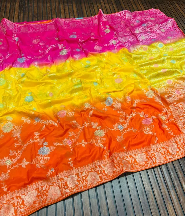 Sunset_Pink_Yellow_Ombre_Floral_Banarasi_Khaddi_Viscose_Georgette_Saree_With_Rich_Woven_Pallu_Unstitched_Blouse