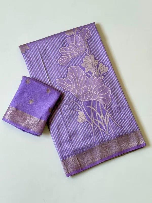 Lavender_Lotus_Jacquard_Georgette_Saree_With_Silver_Golden_Zari_Rich_Pallu_Unstitched_Blouse