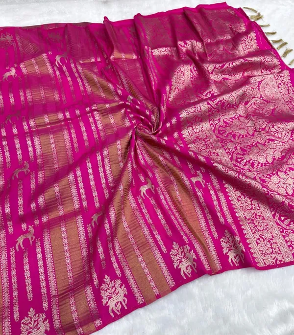 Rani_Pink_Deer_Motif_Khaddi_Crepe_Georgette_Saree_With_Jacquard_Zari_Weaving_And_Unstitched_Blouse