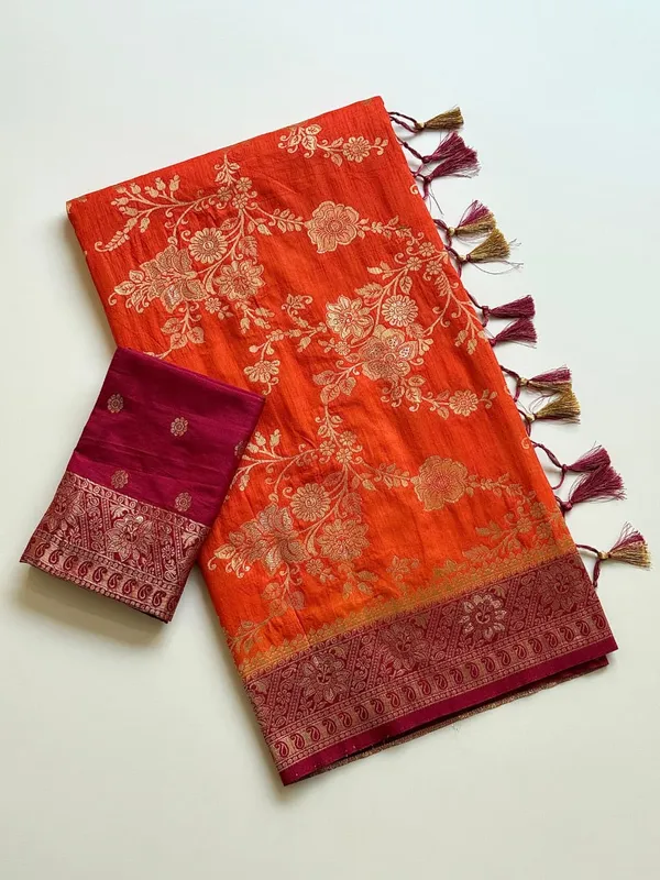Burnt_Orange_Floral_Jaal_Dola_Silk_Saree_With_Rich_Contrast_Pallu_And_Unstitched_Blouse