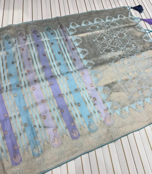 Powder_Blue_Jari_Jacquard_Viscose_Khaddi_Crepe_Georgette_Saree_With_Tassel_Rich_Pallu_Unstitched_Blouse