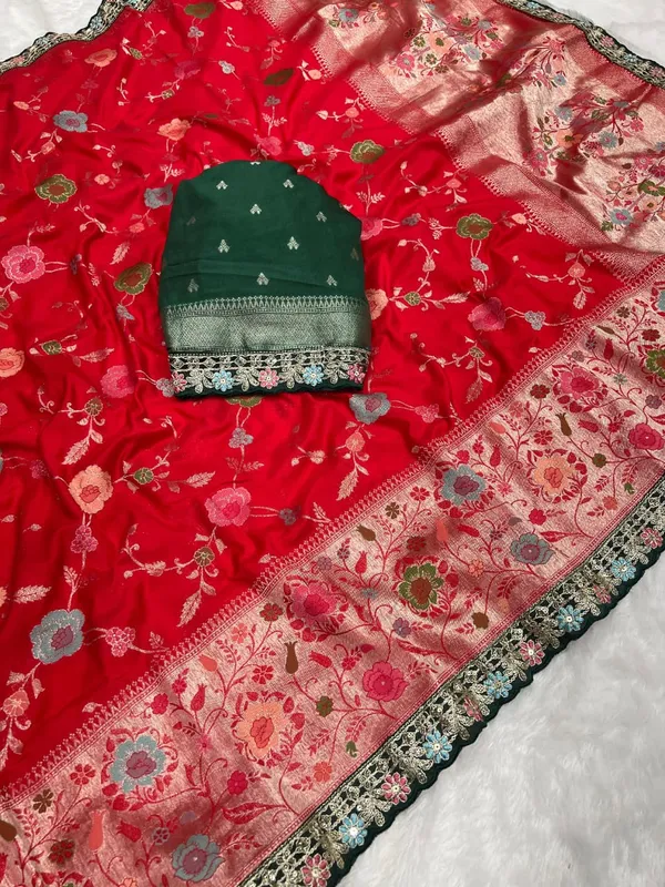Crimson_Red_Floral_Khaddi_Crepe_Georgette_Saree_With_Paithani_Pallu_Embroidered_Lace_Unstitched_Blouse