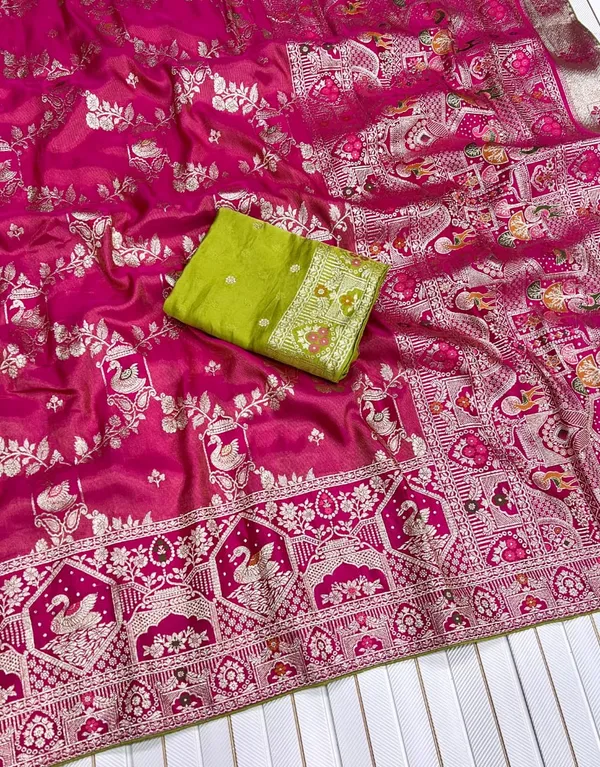 Rani_Pink_Swan_Motif_Tisu_Shimmer_Viscose_Silk_Saree_With_Rich_Pallu_Unstitched_Blouse