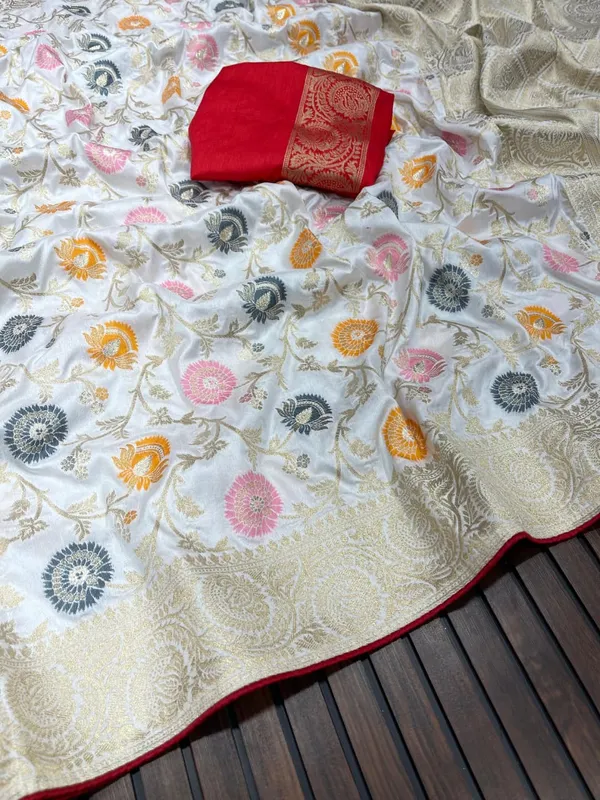 Ivory_Meenakari_Jaal_Viscose_Dola_Silk_Saree_With_Rich_Zari_Pallu_Unstitched_Contrast_Blouse