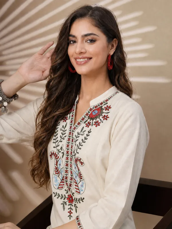 Ivory_Paisley_Embroidered_Cotton_Linen_A-Line_Kurta_Set_With_Palazzos