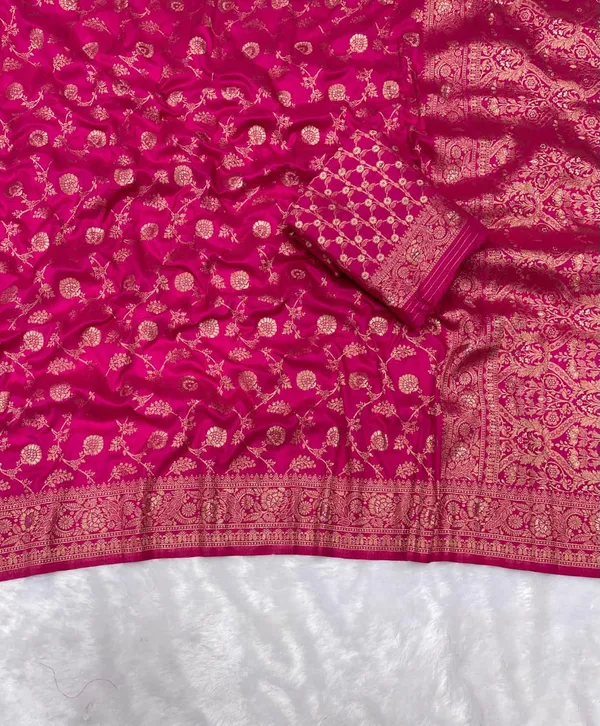 Hot_Pink_Floral_Jaal_Banarasi_Dola_Silk_Saree_With_Antique_Zari_Grand_Pallu_Unstitched_Blouse