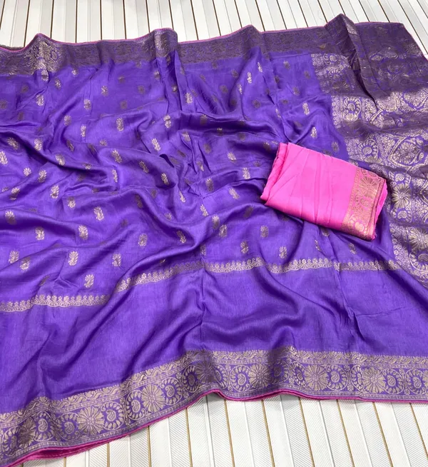 Royal_Purple_Antique_Butti_Russian_Georgette_Saree_With_Meenakari_Zari_Rich_Pallu_Unstitched_Blouse