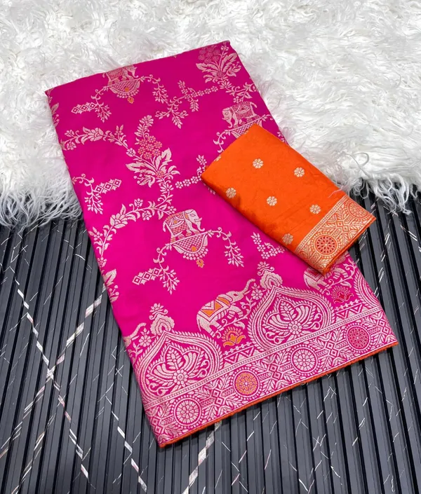 Fuchsia_Elephant_Jacquard_Banarasi_Dola_Silk_Saree_With_Rich_Pallu_And_Unstitched_Blouse