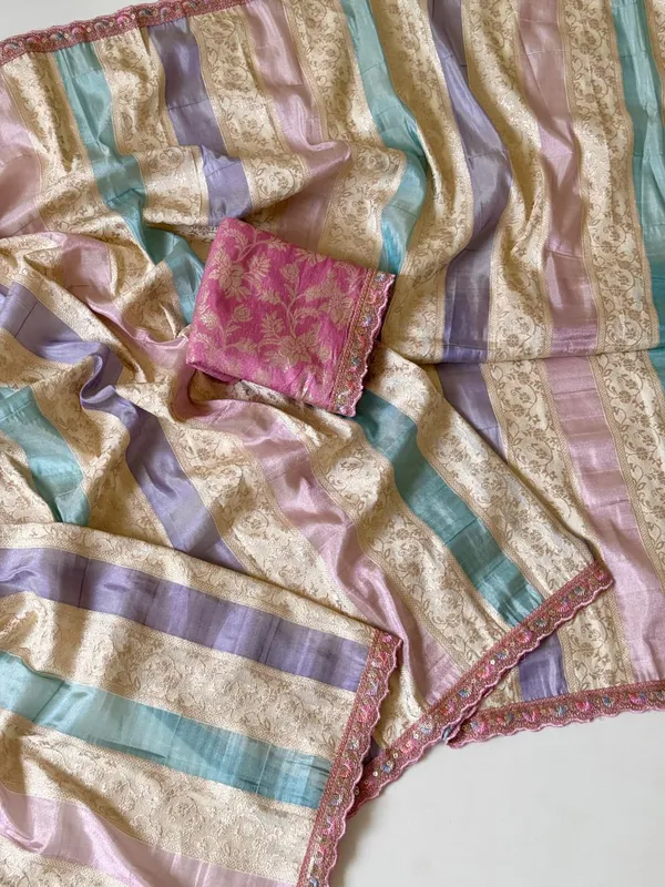 Pastel_Pink_Floral_Jacquard_Nylon_Viscose_Saree_With_Sequin_Lace_Border_And_Unstitched_Dola_Silk_Blouse