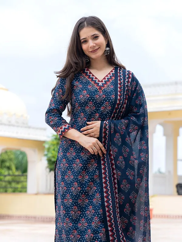 Navy_Blue_Floral_Printed_Muslin_Cotton_Straight_Kurta_Set_With_Trousers_&_Mul_Cotton_Dupatta