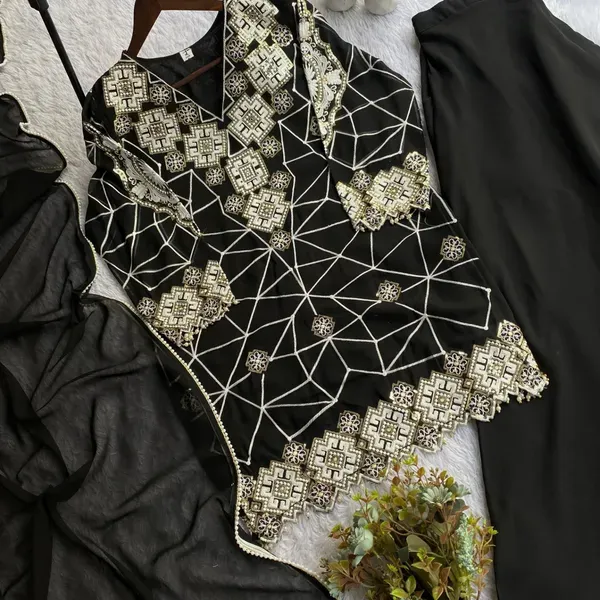 Black_Georgette_Embroidery_Kurta_Palazzo_Set_With_Dupatta_For_Women