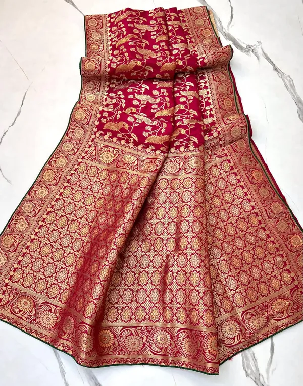 Rani_Pink_Peacock_Floral_Banarasi_Viscose_Dola_Silk_Saree_With_Rich_Zari_Meena_Pallu_And_Unstitched_Blouse