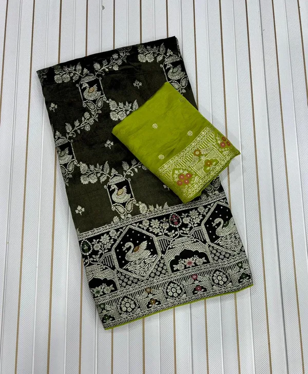 Black_Swan_Motif_Tisu_Shimmer_Viscose_Silk_Saree_With_Rich_Pallu_Unstitched_Blouse