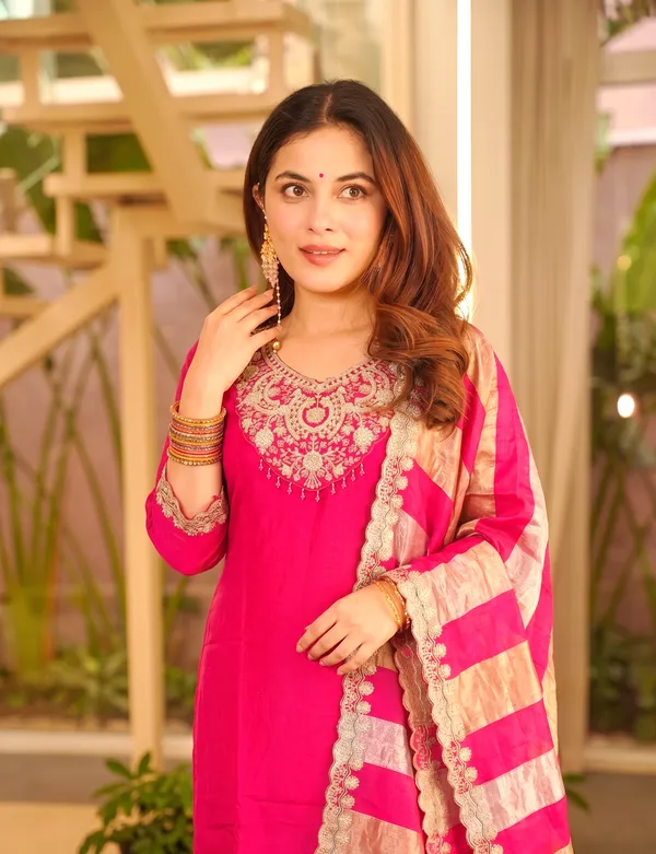 Vichitra_Silk_Embroidered_A-Line_Kurta_Set_With_Pant_&_Dupatta