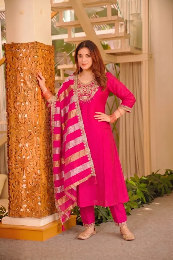 Vichitra_Silk_Embroidered_A-Line_Kurta_Set_With_Pant_&_Dupatta