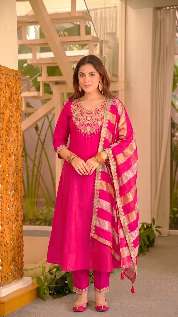 Vichitra_Silk_Embroidered_A-Line_Kurta_Set_With_Pant_&_Dupatta