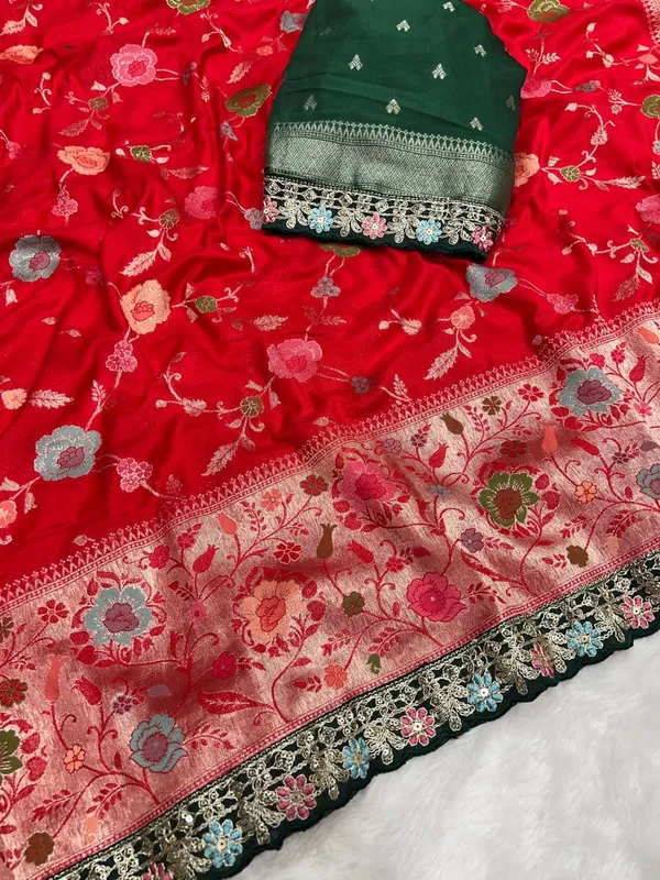 Crimson_Red_Floral_Khaddi_Crepe_Georgette_Saree_With_Paithani_Pallu_Embroidered_Lace_Unstitched_Blouse